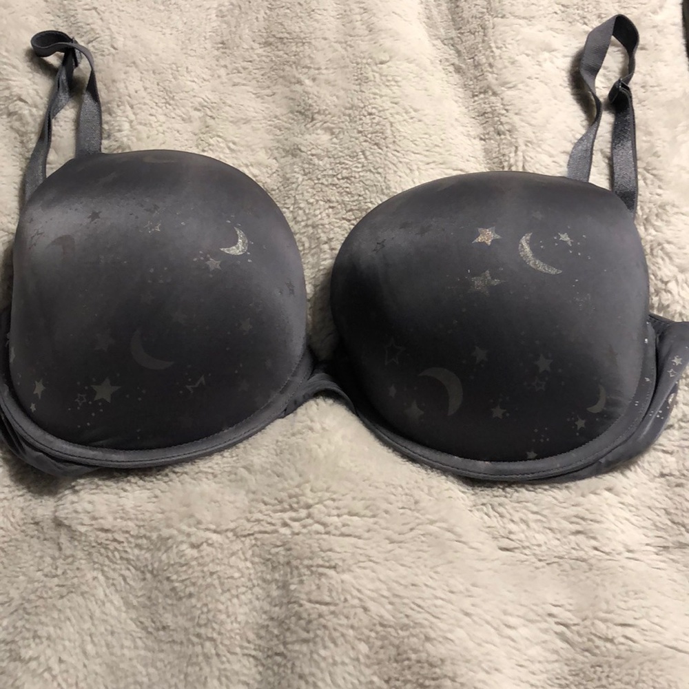 Victoria’s Secret bra